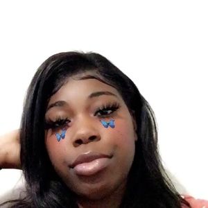 Meet your Posher, Shayla